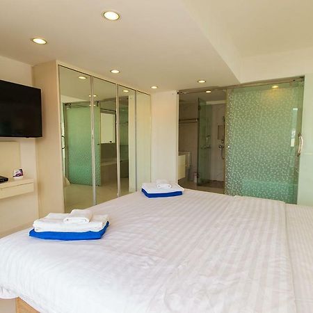 Patong Heritage Apartment By Alexanders Kültér fotó